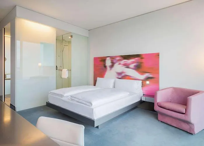 מלון Innside By Melia Parkstadt Schwabing 4*