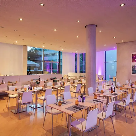 Hotel Innside By Melia Parkstadt Schwabing 4*