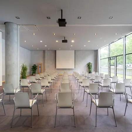 Innside By Melia Parkstadt Schwabing 4*