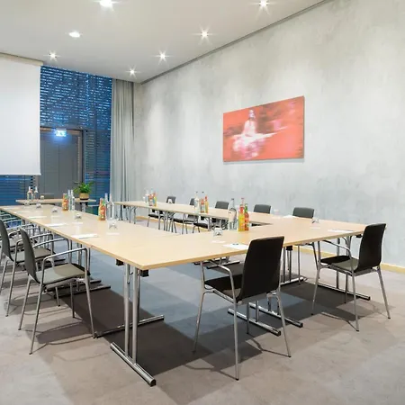 Szálloda Innside By Melia Parkstadt Schwabing 4*