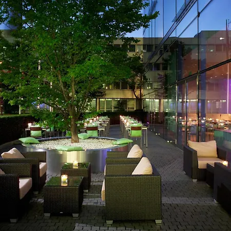 호텔 Innside By Melia Parkstadt Schwabing 4*