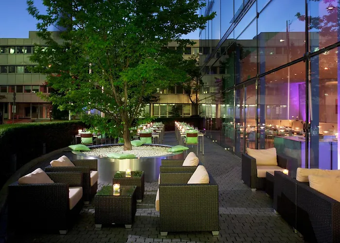 호텔 Innside By Melia Parkstadt Schwabing 4*